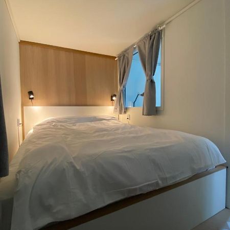 Entire Renovated Apartment From 1780 With Kitchen, Bath, Bedroom, And Living Room In Skuteviken Μπέργκεν Εξωτερικό φωτογραφία